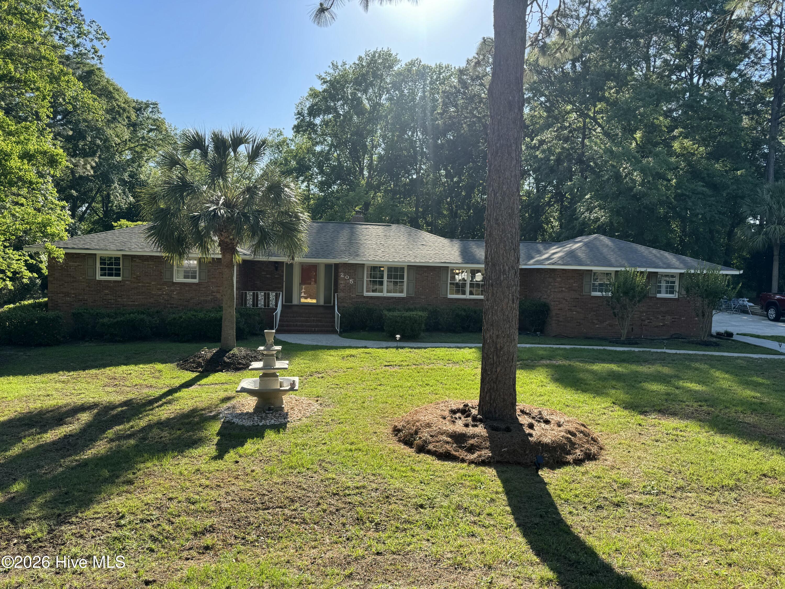 205 Lakeside Drive Aiken, SC 29803 - Photo 16 of 51 FRONT
