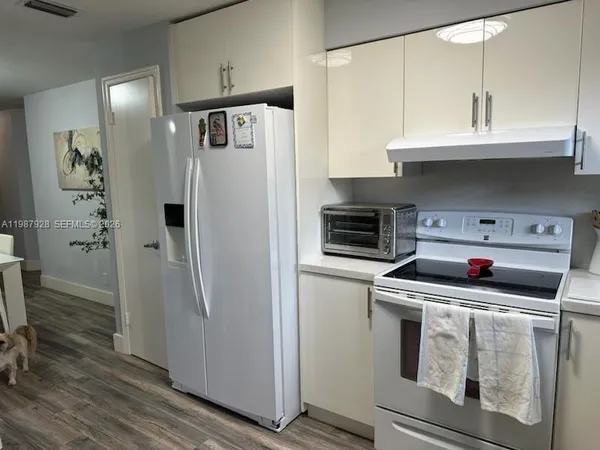 $2,900 | 3309 Water Oak Drive, Unit 1304, Hollywood, FL 33021