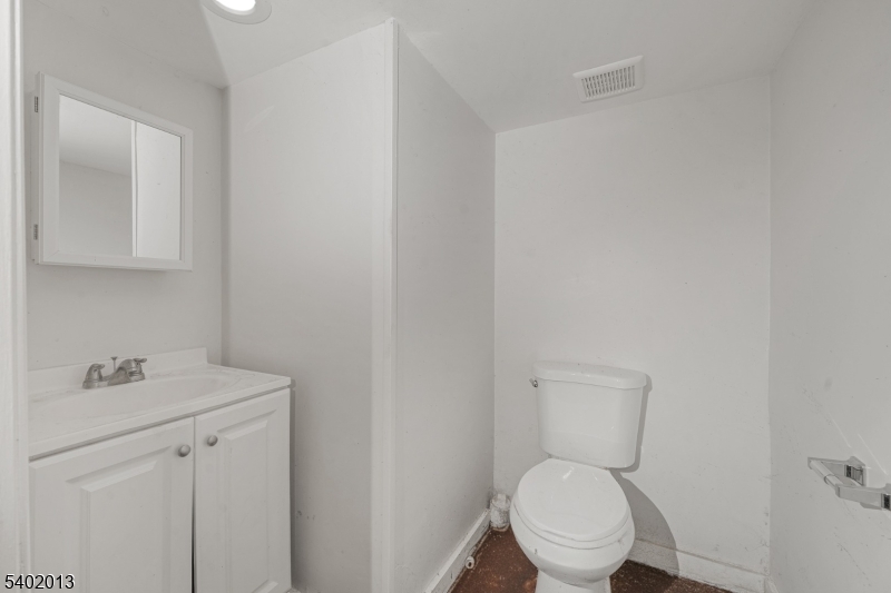 31 Homestead Park Newark, NJ 07108 - Photo 18 of 24