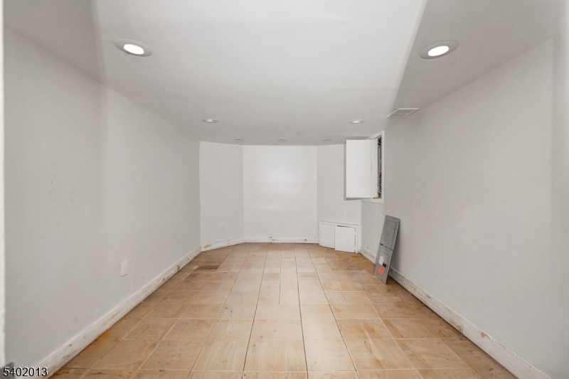 31 Homestead Park Newark, NJ 07108 - Photo 20 of 24