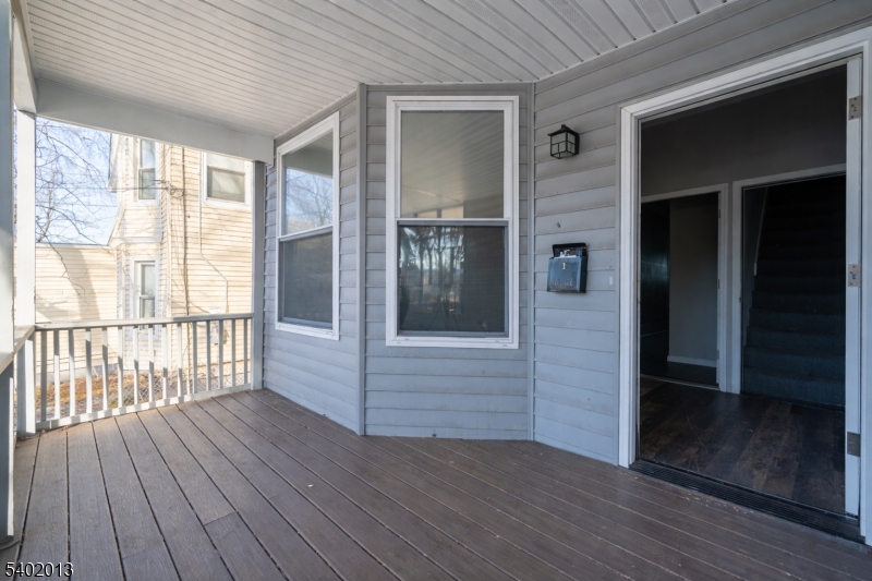 31 Homestead Park Newark, NJ 07108 - Photo 4 of 24