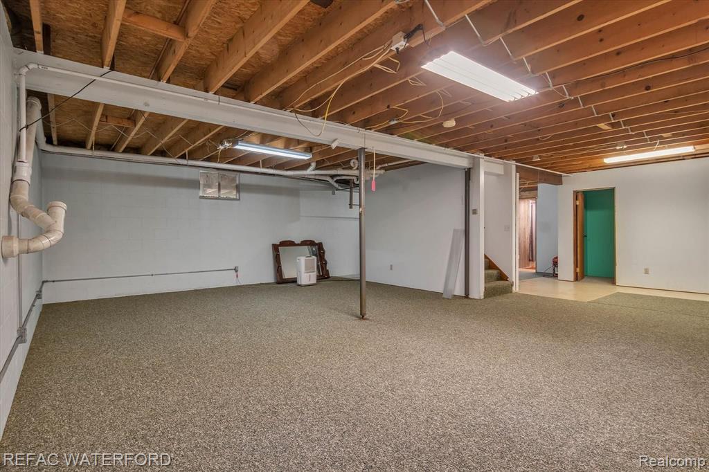 480 North Roscommon Road Roscommon, MI 48653 - Photo 27 of 65