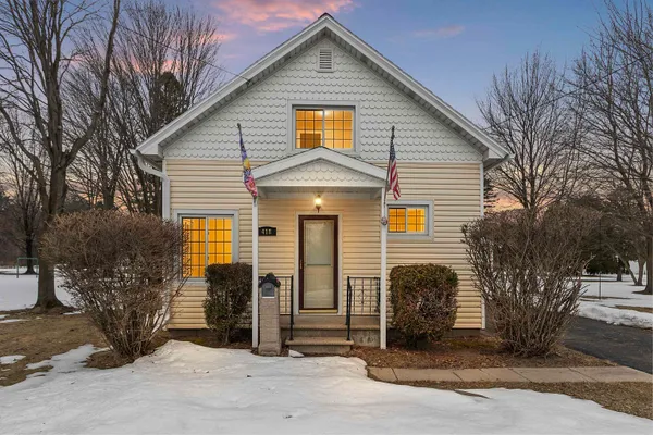 $249,900 | 418 Smith Avenue, Oconto, WI 54153