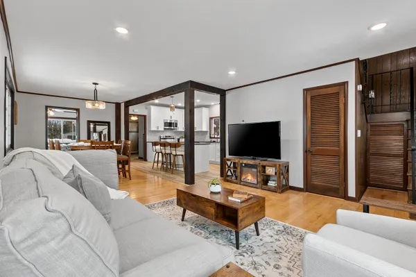 $249,900 | 418 Smith Avenue, Oconto, WI 54153