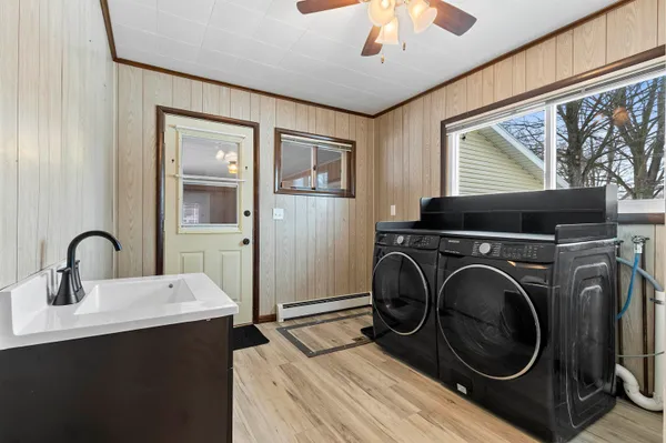 $249,900 | 418 Smith Avenue, Oconto, WI 54153