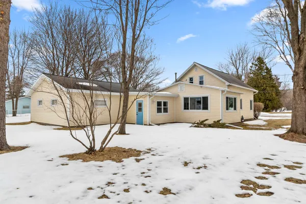 $249,900 | 418 Smith Avenue, Oconto, WI 54153