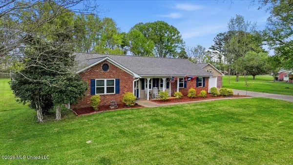 $415,000 | 108 Pinehaven Place, Clinton, MS 39056