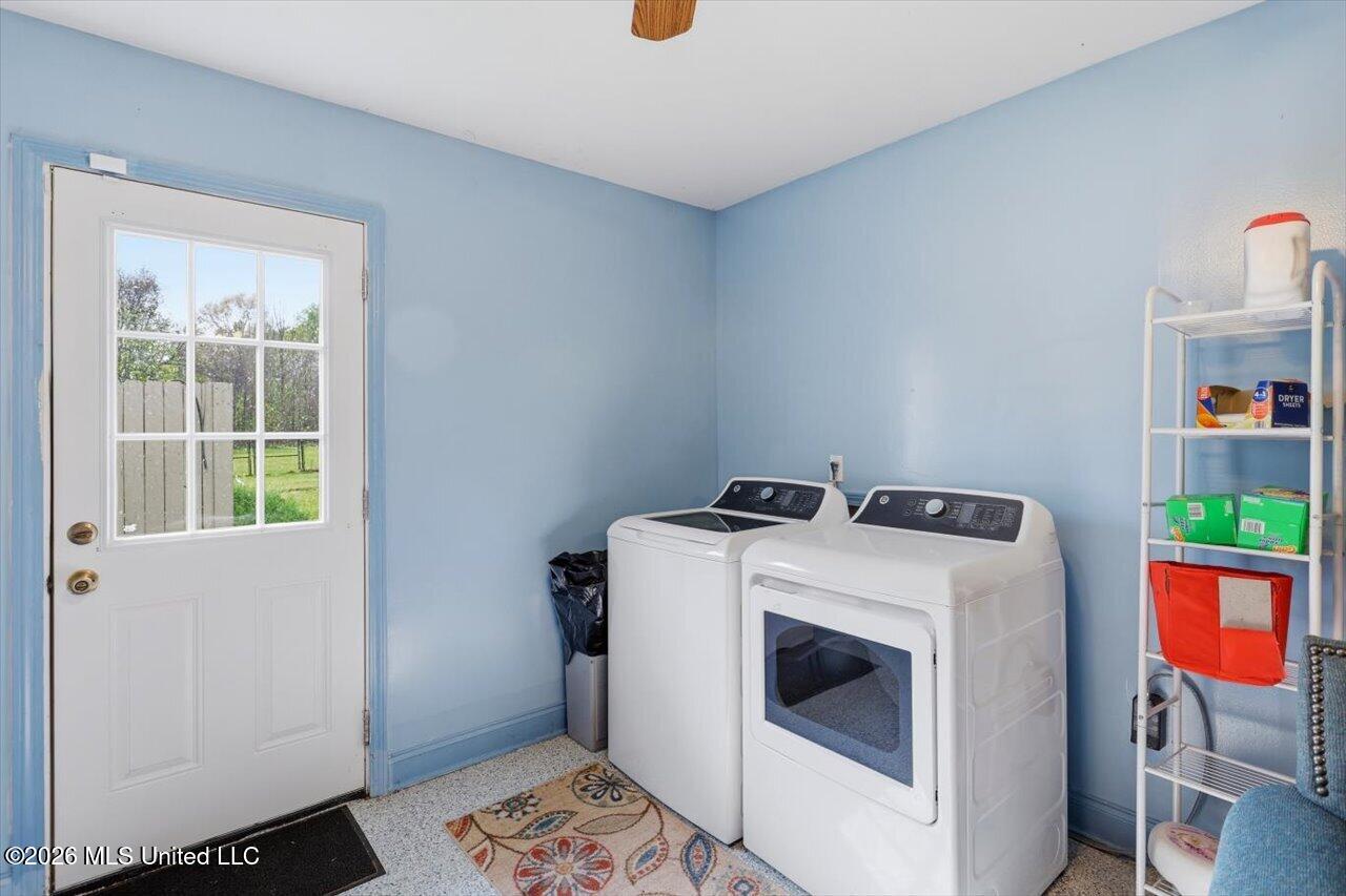 108 Pinehaven Place Clinton, MS 39056 - Photo 44 of 61 48-108 Pinehaven Pl _ Home Tours MS