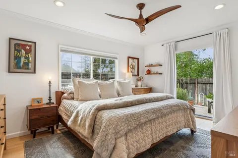 $1,098,000 | 605 Calle Del Monte, Sonoma, CA 95476