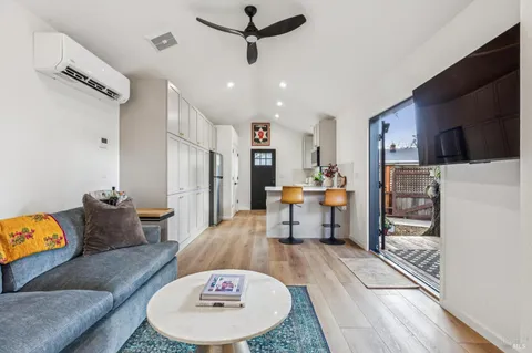 $1,098,000 | 605 Calle Del Monte, Sonoma, CA 95476