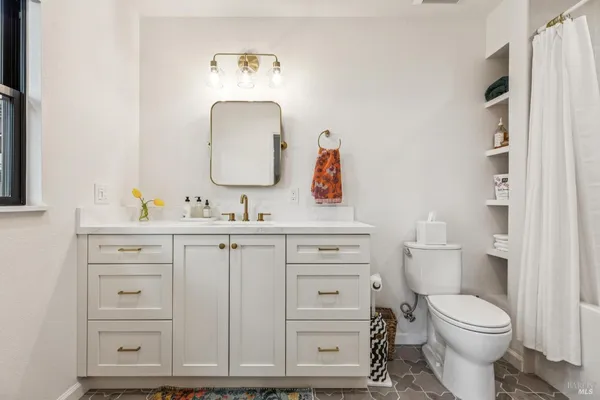 $1,098,000 | 605 Calle Del Monte, Sonoma, CA 95476