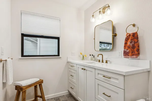 $998,000 | 605 Calle Del Monte, Sonoma, CA 95476