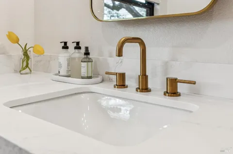 $1,098,000 | 605 Calle Del Monte, Sonoma, CA 95476