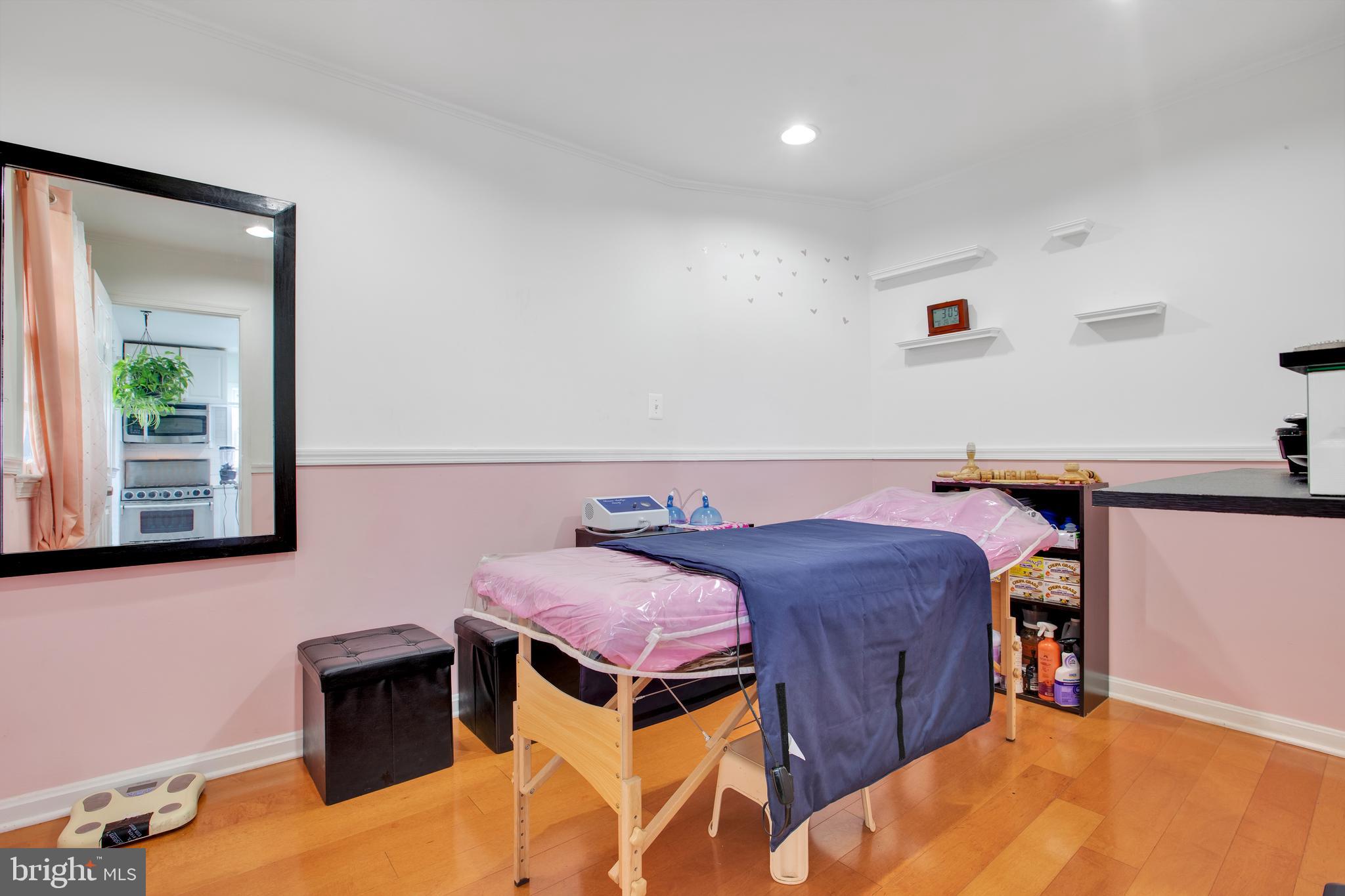 2611 Hughes Road Adelphi, MD 20783 - Photo 17 of 41 Bedroom #3