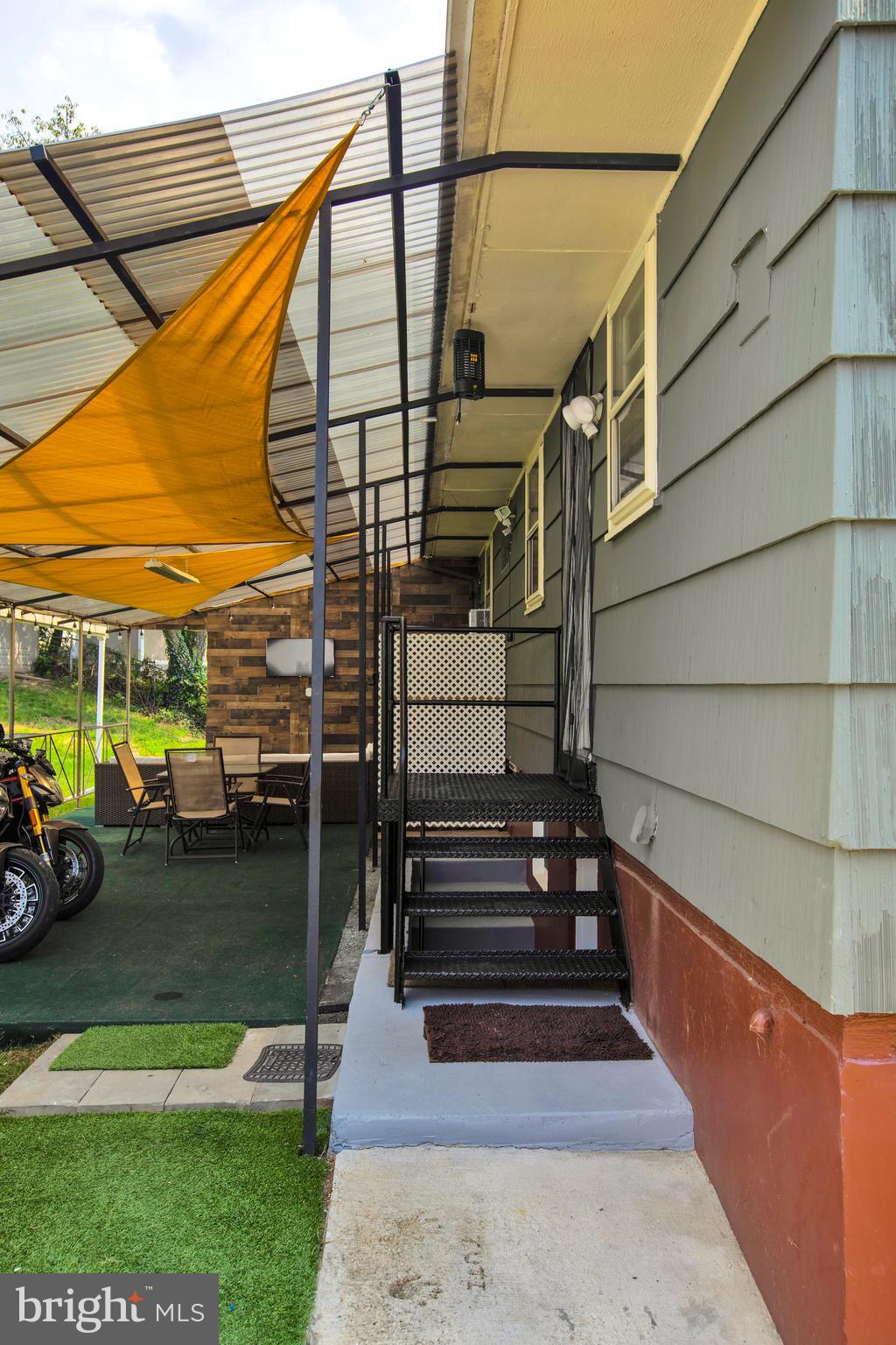 2611 Hughes Road Adelphi, MD 20783 - Photo 35 of 41 Rear Entrance