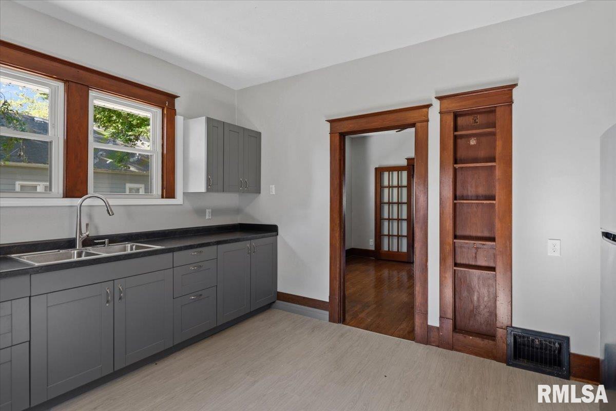 1824 North 9th Street Springfield, IL 62702 - Photo 14 of 29 Gallery Image 14