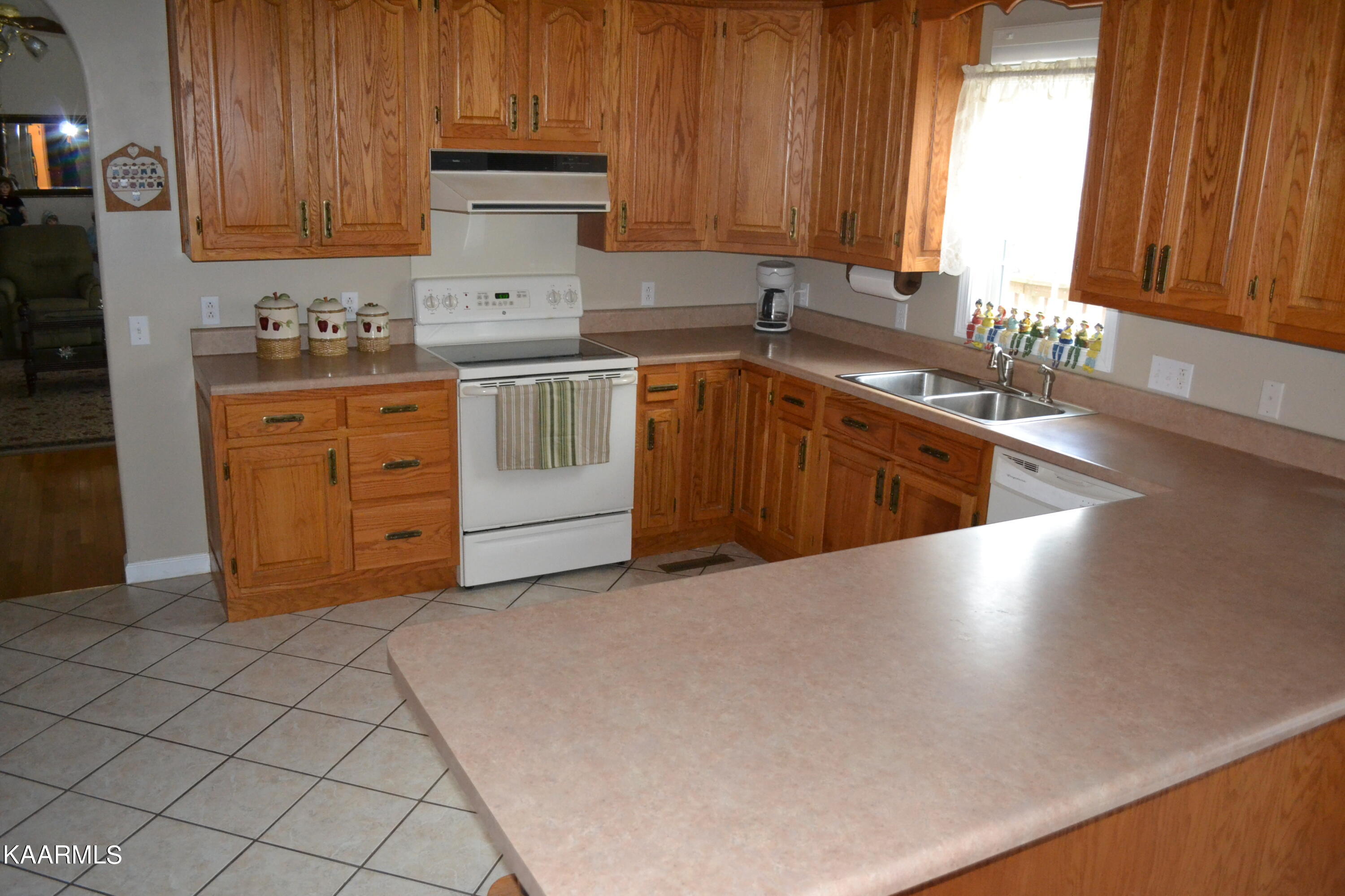 5400 Wilder Road Grimsley, TN 38565 - Photo 15 of 46 Kitchen