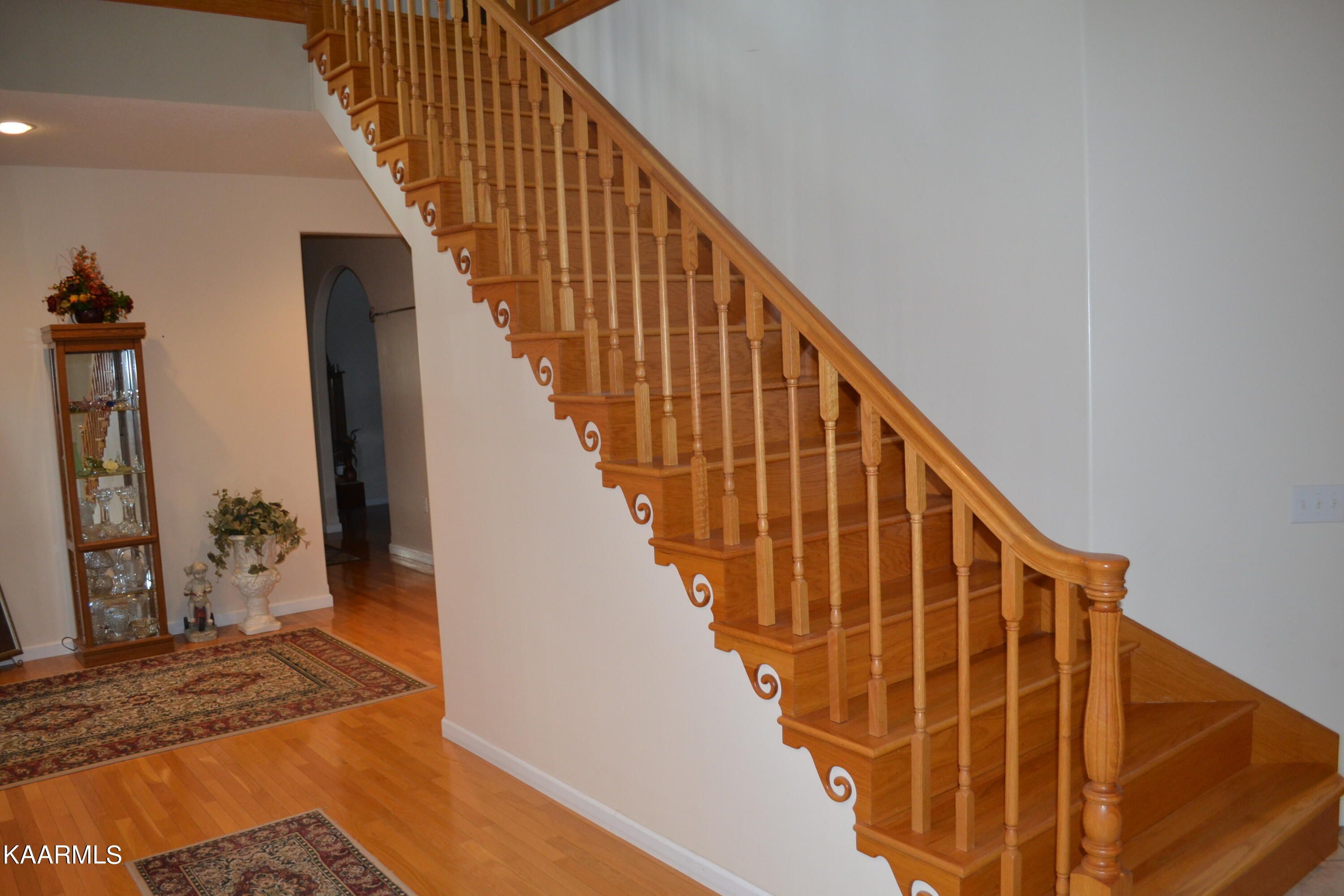 5400 Wilder Road Grimsley, TN 38565 - Photo 36 of 46 Stairs
