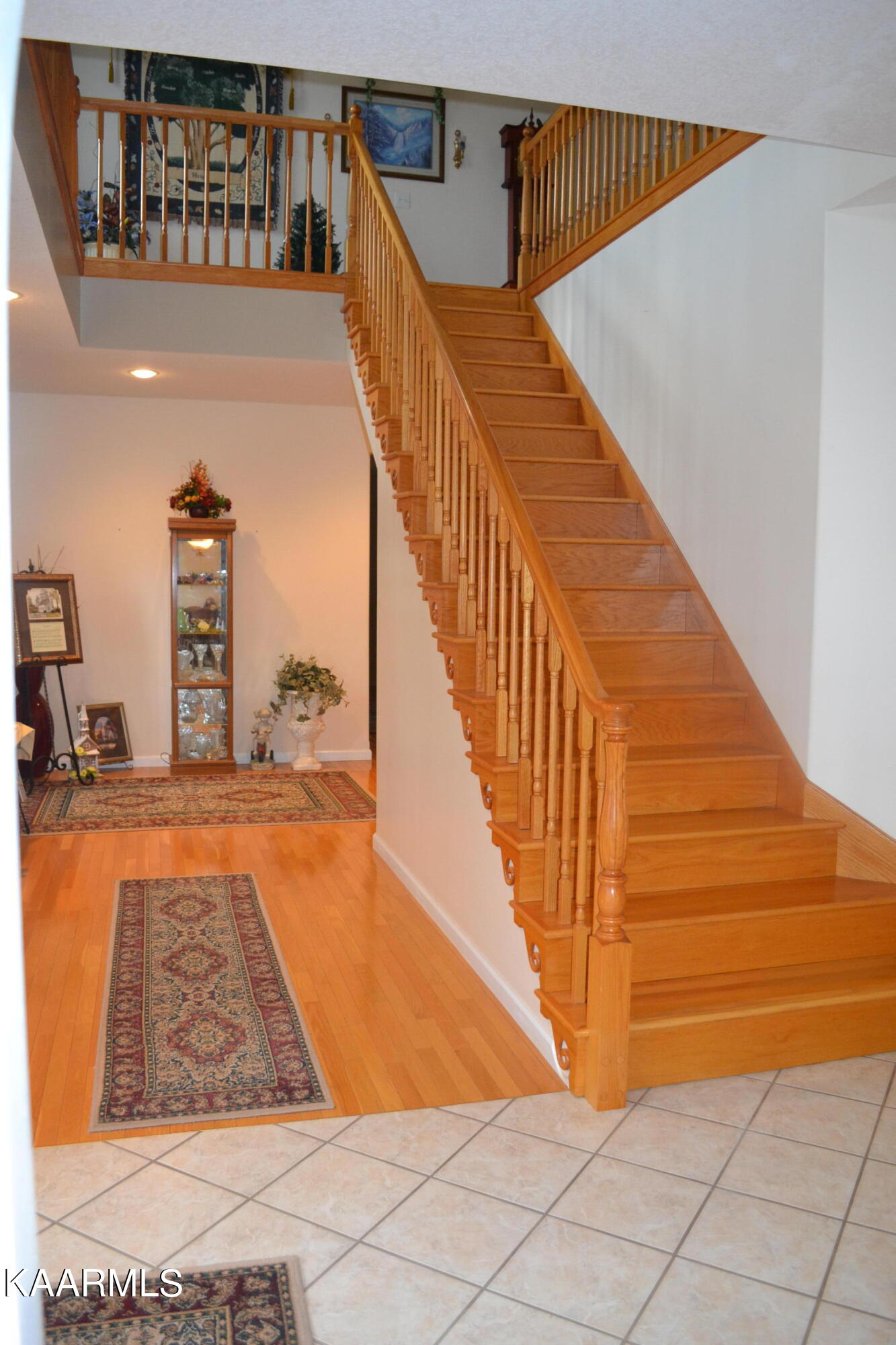 5400 Wilder Road Grimsley, TN 38565 - Photo 37 of 46 Stairs