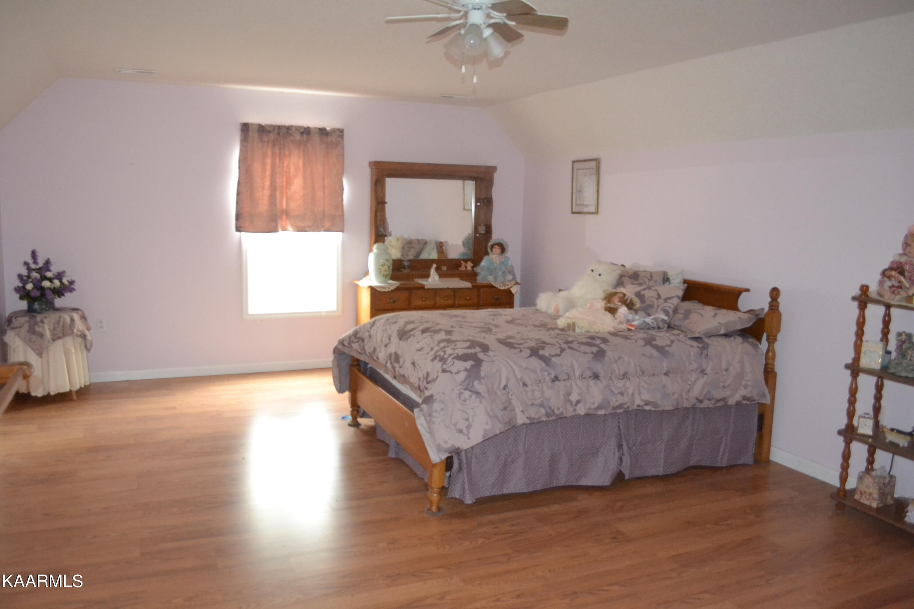5400 Wilder Road Grimsley, TN 38565 - Photo 42 of 46 Upstairs 2