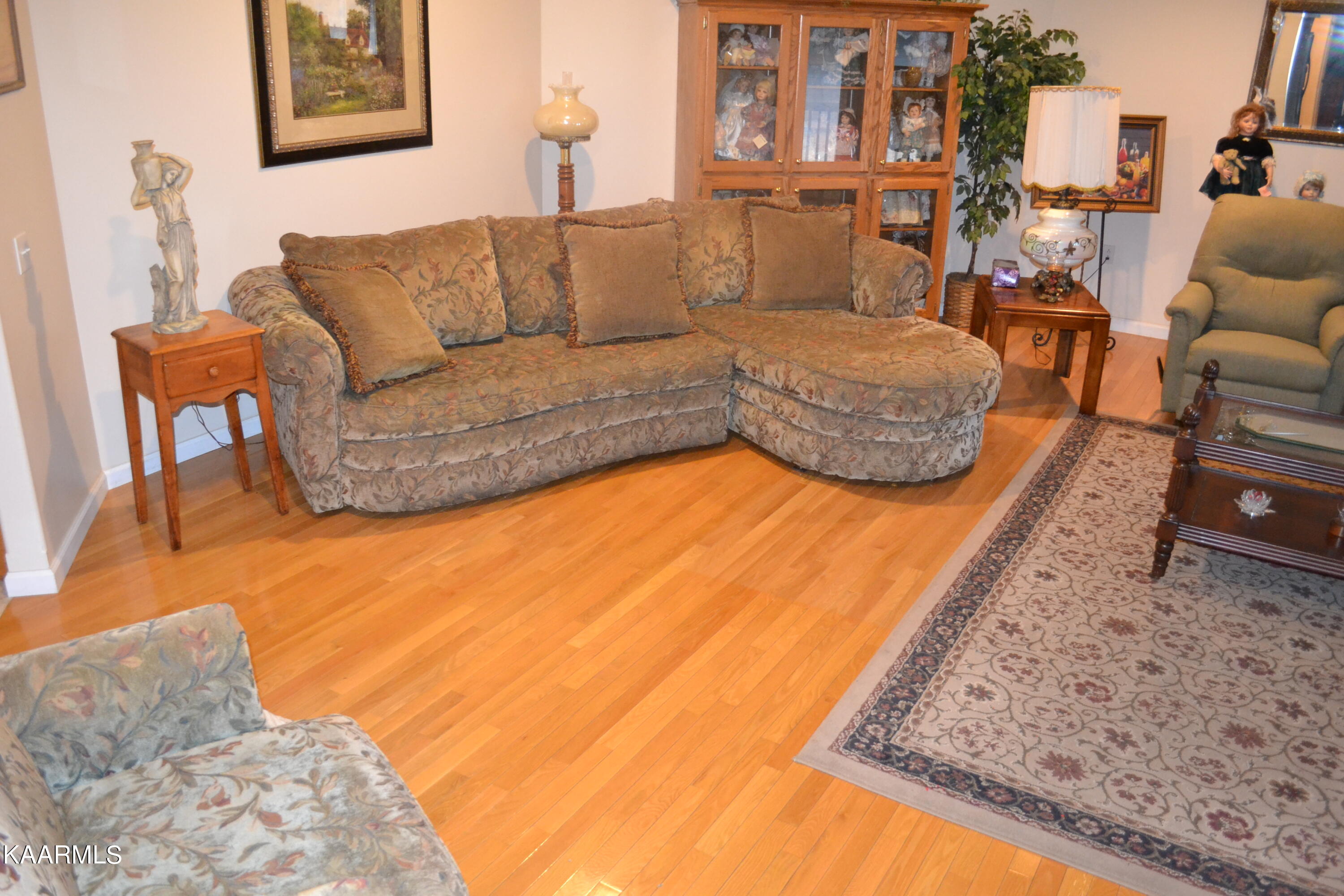 5400 Wilder Road Grimsley, TN 38565 - Photo 8 of 46 Livingroom