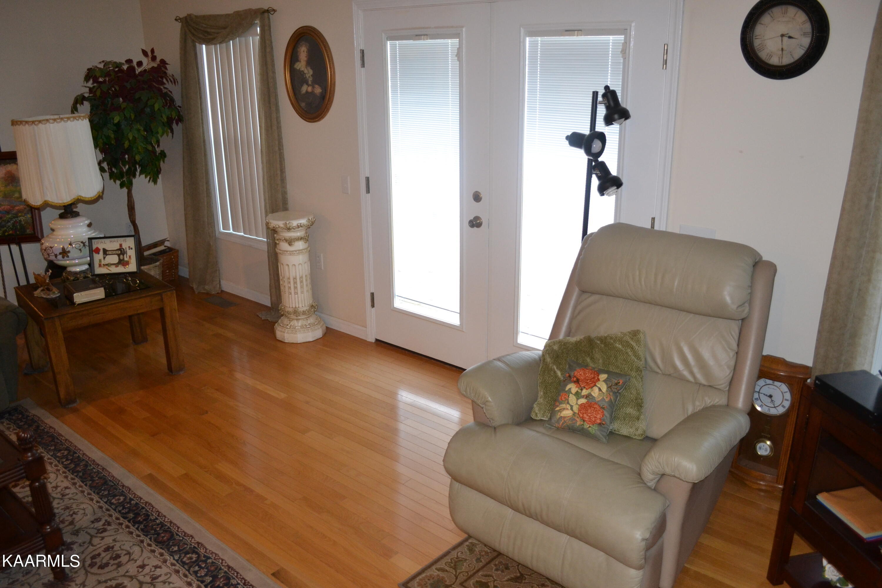 5400 Wilder Road Grimsley, TN 38565 - Photo 10 of 46 Livingroom