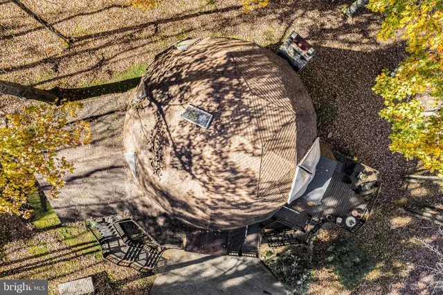 $695,000 | 621 Paradise Heights, Oakland, MD 21550