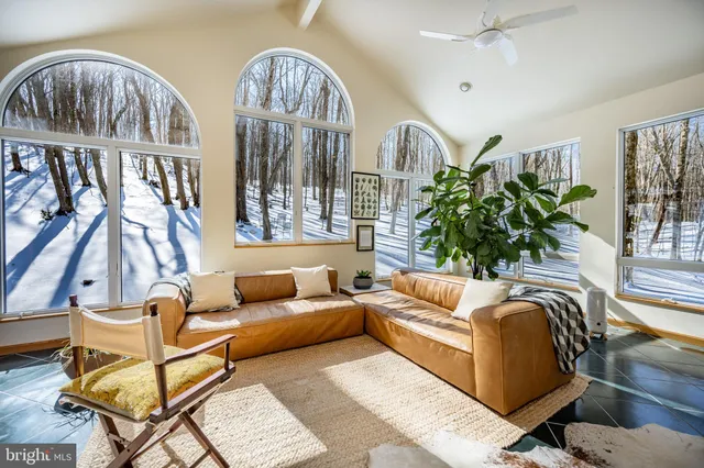 $695,000 | 621 Paradise Heights, Oakland, MD 21550