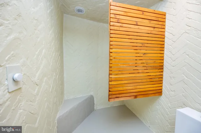 $695,000 | 621 Paradise Heights, Oakland, MD 21550