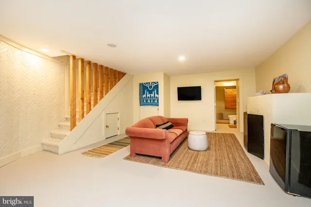 $695,000 | 621 Paradise Heights, Oakland, MD 21550