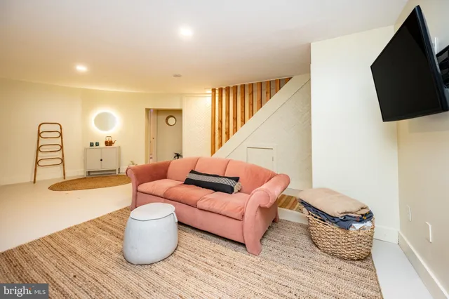 $695,000 | 621 Paradise Heights, Oakland, MD 21550