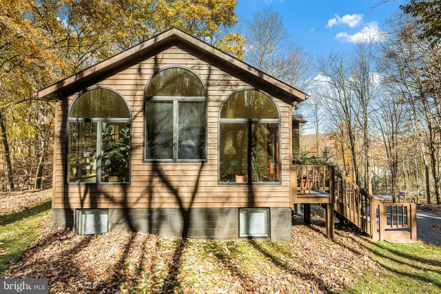 $695,000 | 621 Paradise Heights, Oakland, MD 21550