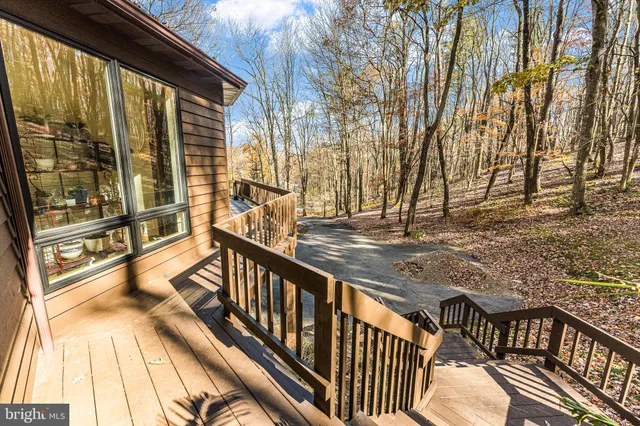 $695,000 | 621 Paradise Heights, Oakland, MD 21550