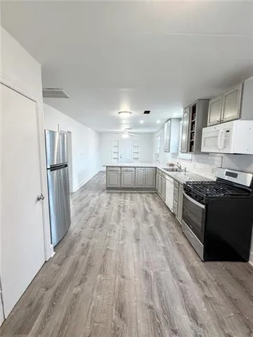 $1,600 | 194 Metairie Court, Metairie, LA 70001