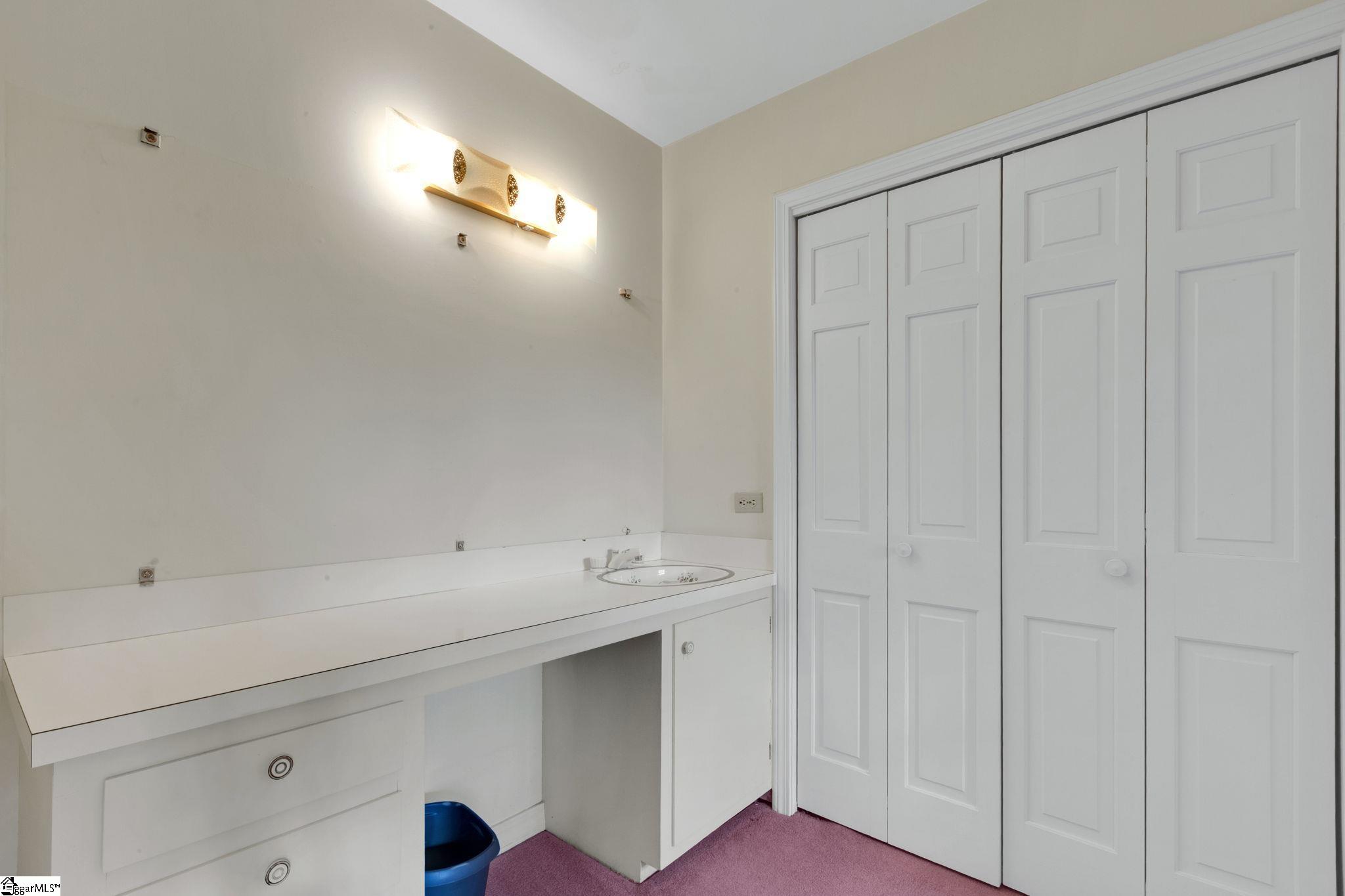 8 Roe Court Greenville, SC 29617 - Photo 24 of 35 Gallery Image 24