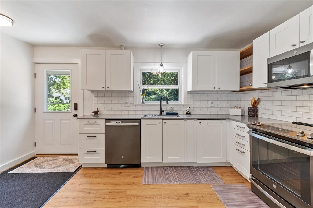 3 Chandler Road Wilmington, MA 01887 - Photo 10 of 42