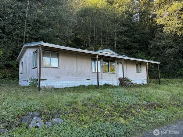 $199,900 | 15254 Highway 112, Sekiu, WA 98381