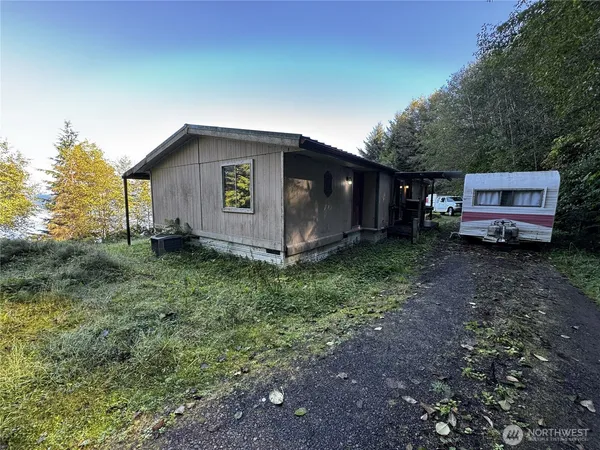$199,900 | 15254 Highway 112, Sekiu, WA 98381