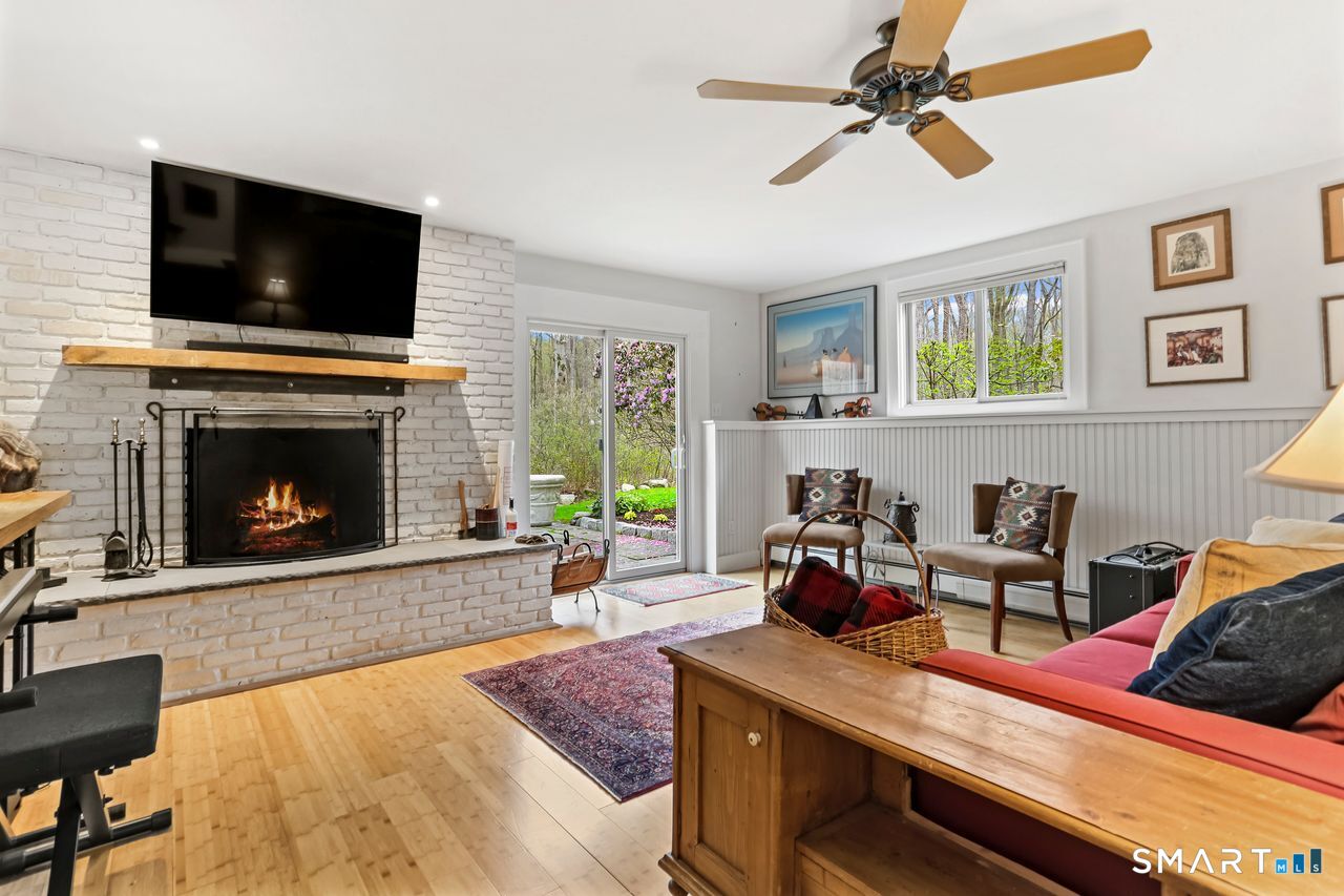 86 Seventy Acre Road Redding, CT 06896 - Photo 25 of 40