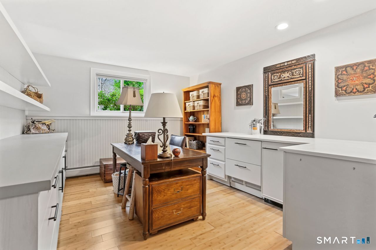 86 Seventy Acre Road Redding, CT 06896 - Photo 29 of 40