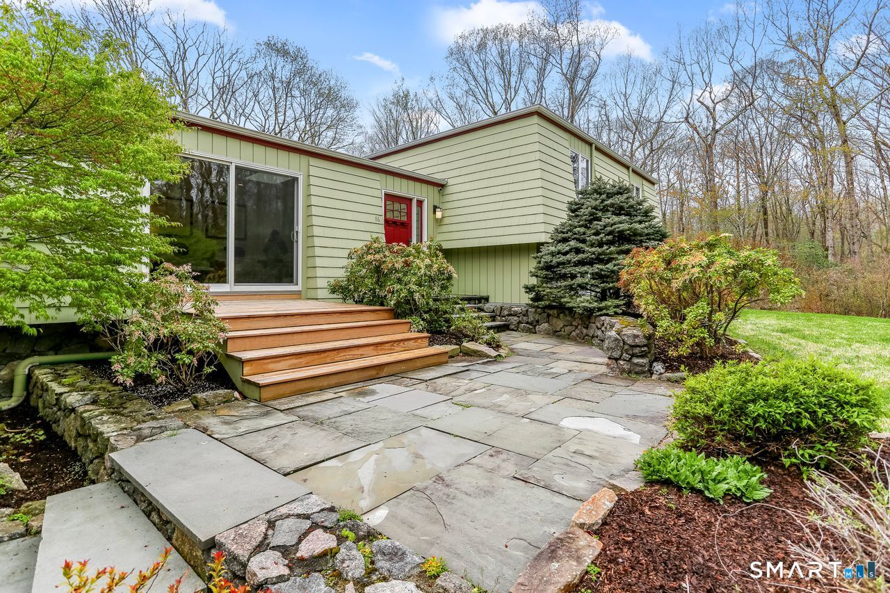 86 Seventy Acre Road Redding, CT 06896 - Photo 31 of 40