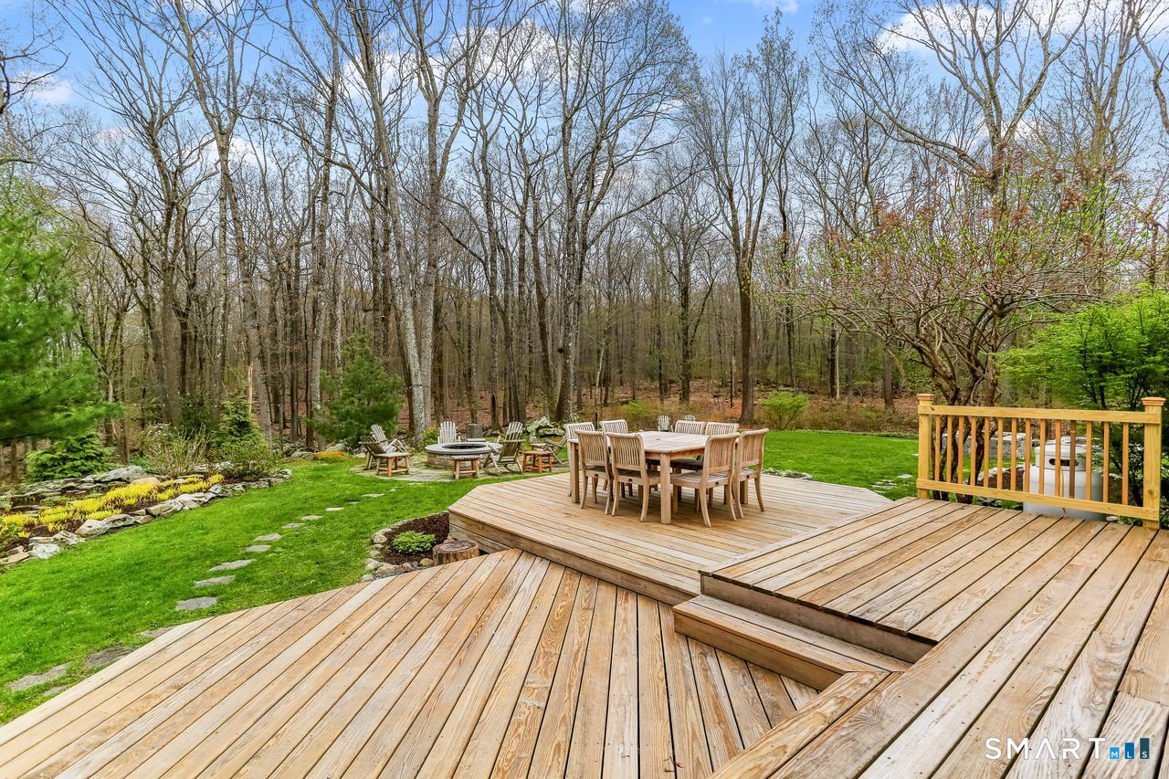 86 Seventy Acre Road Redding, CT 06896 - Photo 35 of 40