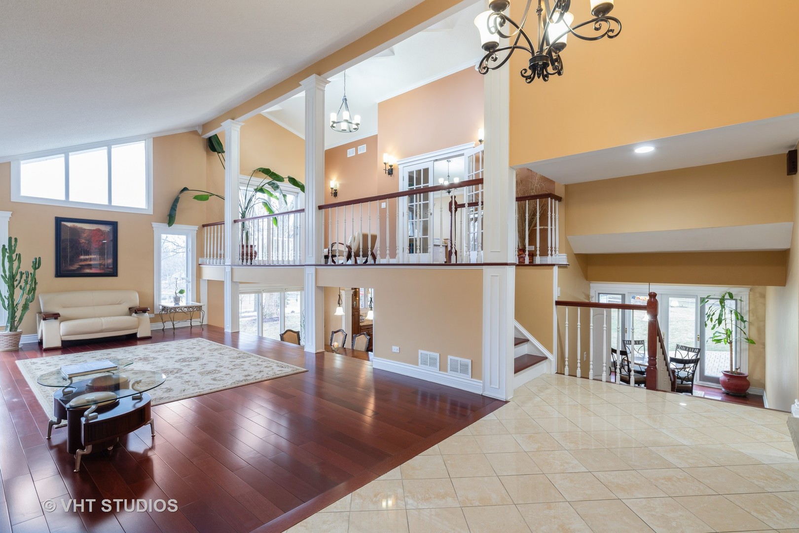 220 Haman Road Inverness, IL 60067 - Photo 2 of 16