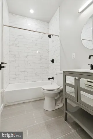 $1,000 | 316 South 52nd Street, Unit 2, Philadelphia, PA 19143