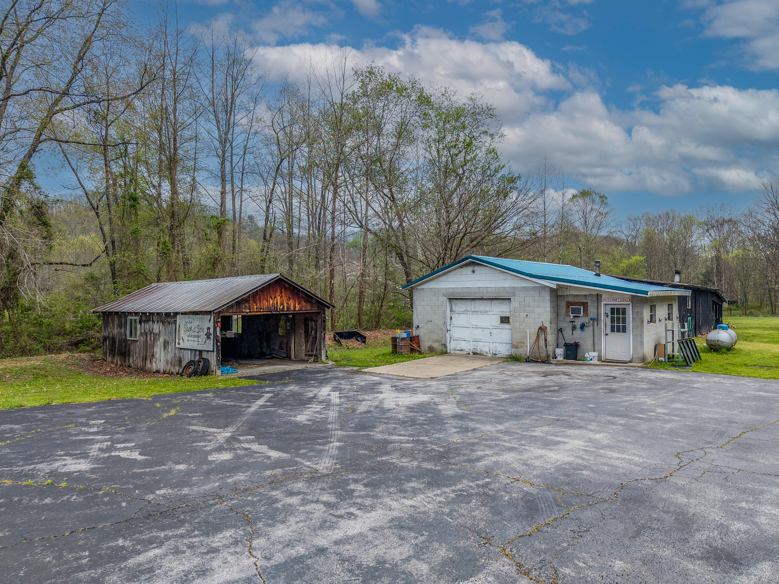 10200 Cranston Road Morehead, KY 40351 - Photo 43 of 62 DJI_20260414102713_0007_D-Edit