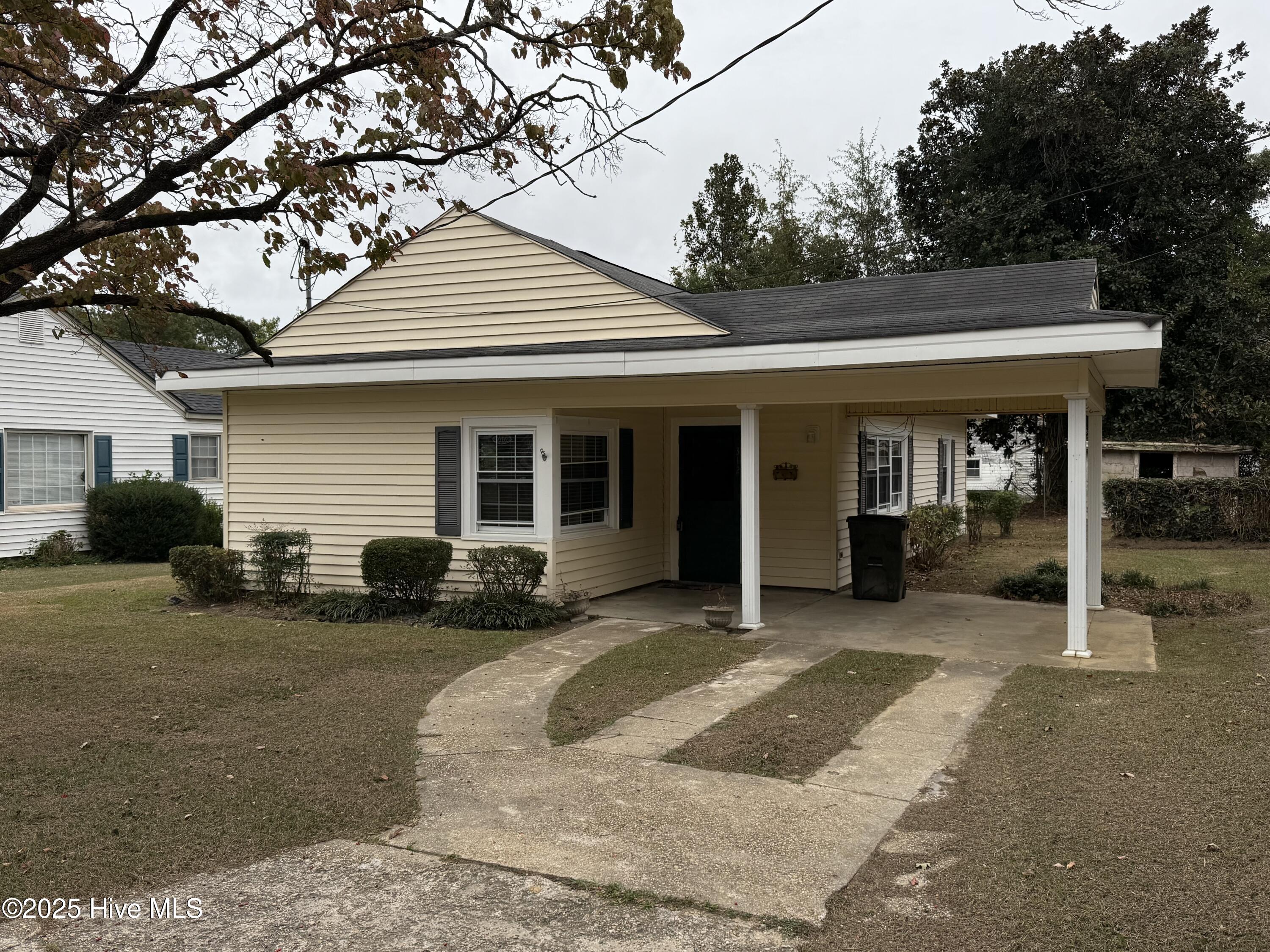 312 North Martin Street Mount Olive, NC 28365 - Photo 13 of 14 IMG_4544