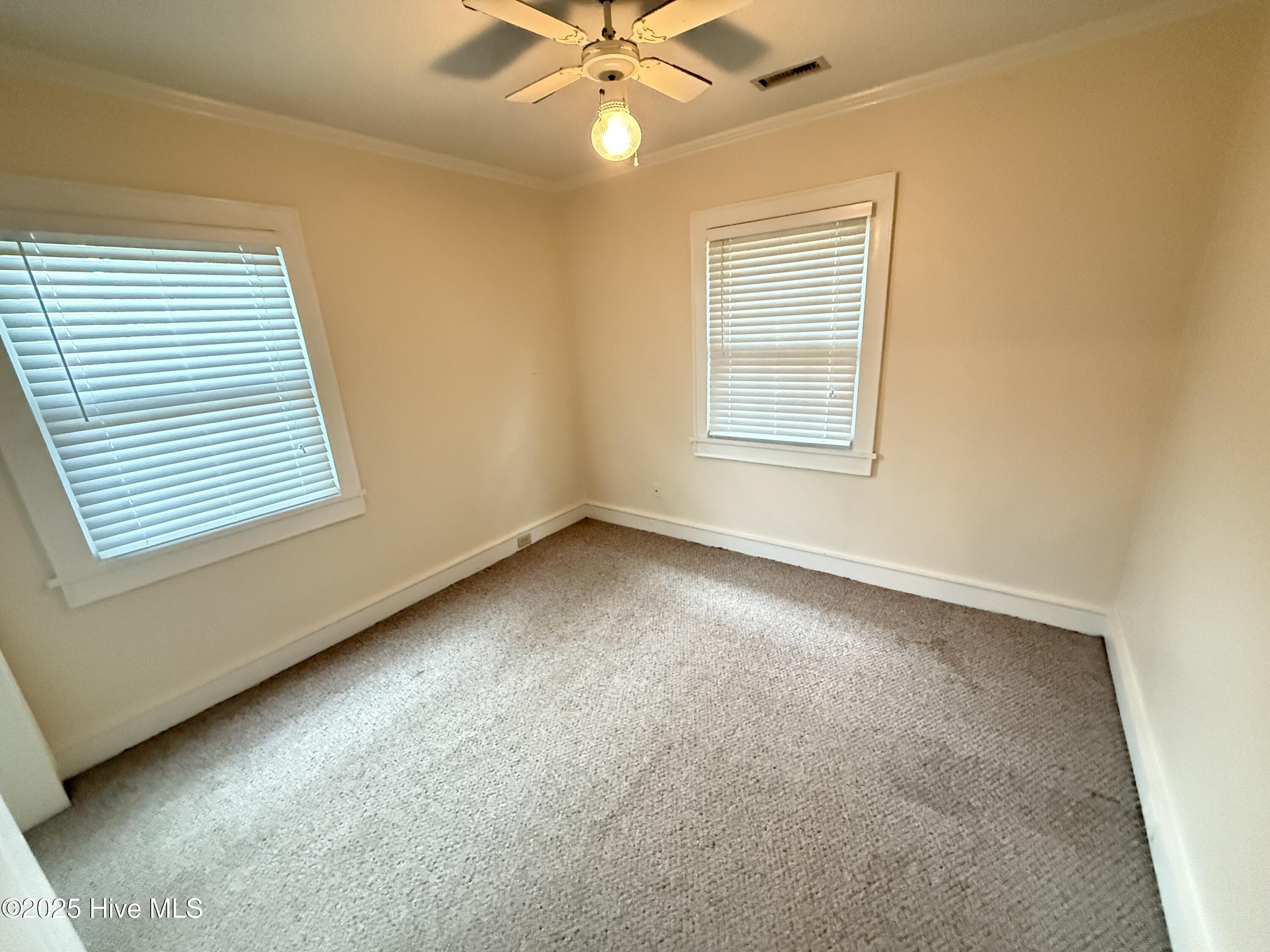312 North Martin Street Mount Olive, NC 28365 - Photo 5 of 14 IMG_4334