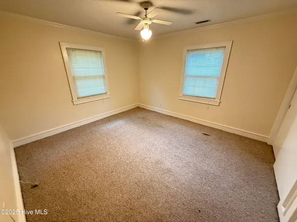 $139,900 | 312 North Martin Street, Mount Olive, NC 28365