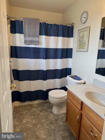 $384,999 | 852 Bristol Drive, Greencastle, PA 17225
