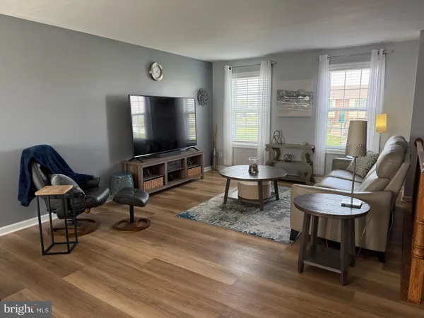 $384,999 | 852 Bristol Drive, Greencastle, PA 17225